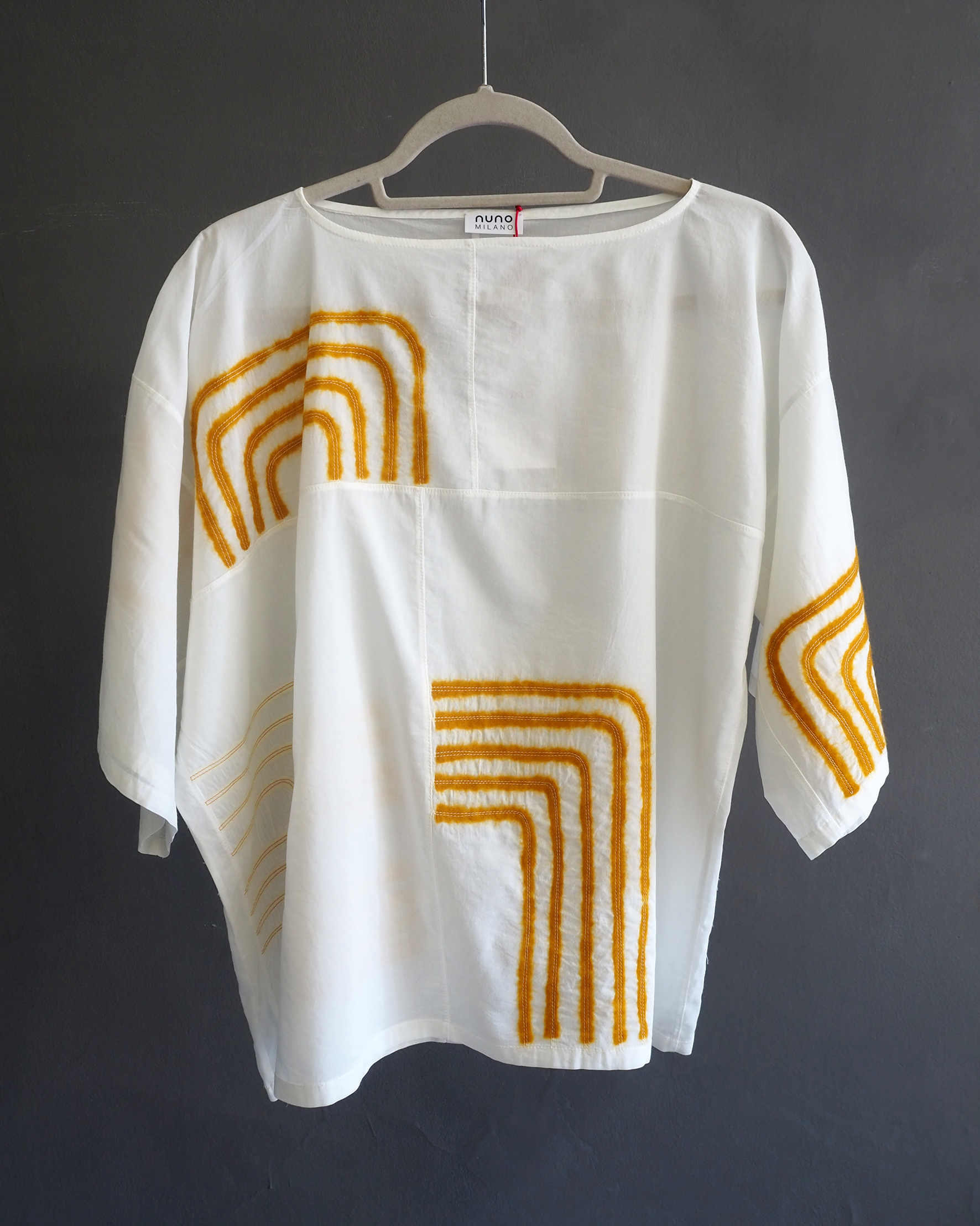 Blusa asimmetrica Diana - immagine 6