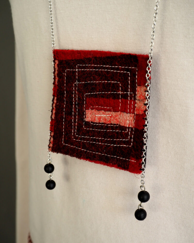Collana Amuleto Geometrica